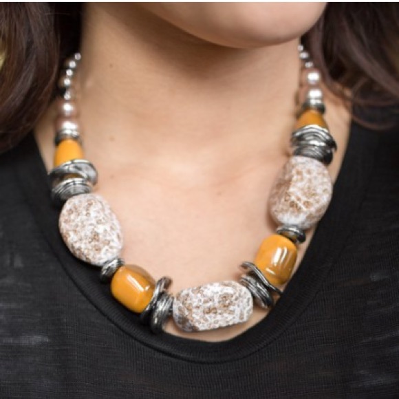 Mustard yellow & silver necklace w/ earrings - Picture 2 of 3